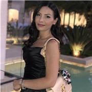 Docente impartisce lezioni private di italiano